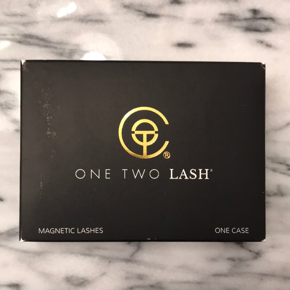 One Two Cosmetics - Magnetic Lashes / Eyelashes